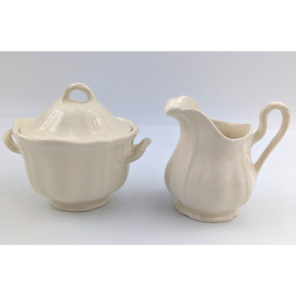 Wedgwood Queens Plain Creamer and Sugar Bowl Cream Color England Queens Ware - Picture 1 of 8